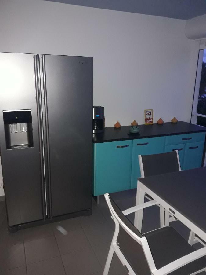 Studio En Bord De Mer - Residence La Vieille Tour Le Gosier  Ngoại thất bức ảnh